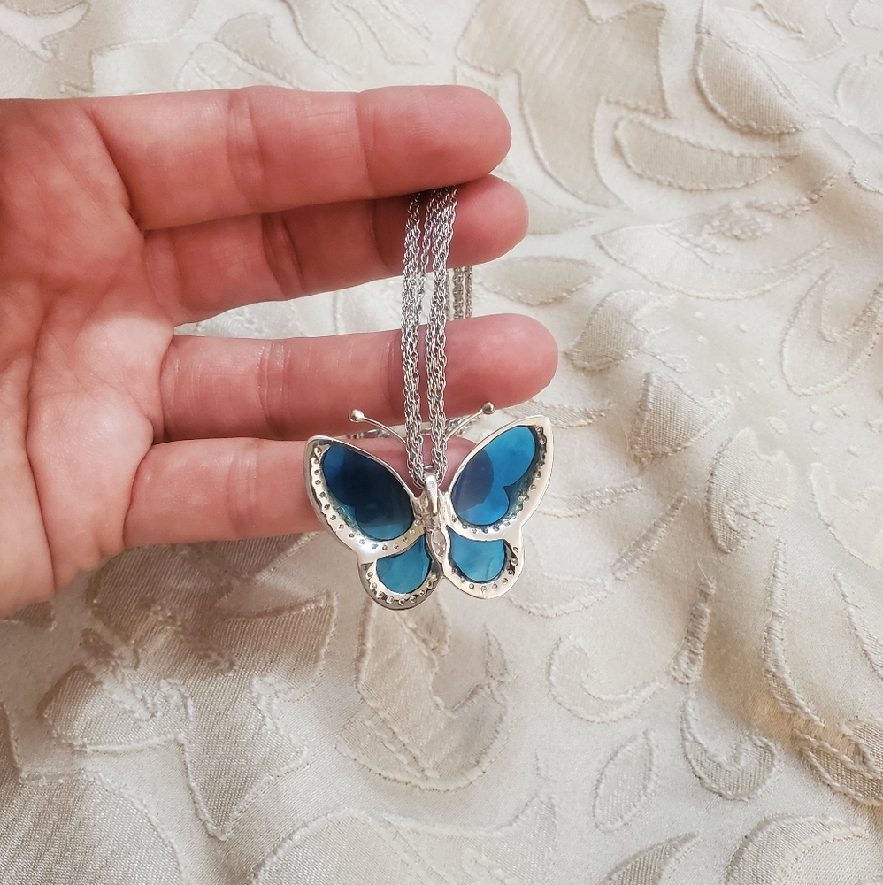 Vintage Italian Silver Butterfly Glass Pendant and Necklace. - Picture 3 of 8